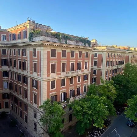 Casa Bianca 16 *